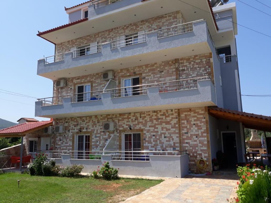 Ylli Mance Apartments Ksamil Kültér fotó